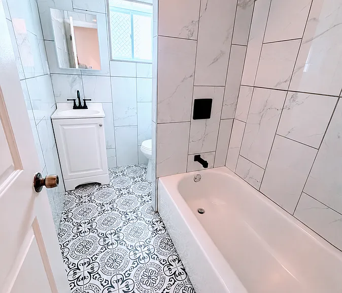 246 Watkins St — Photo 14