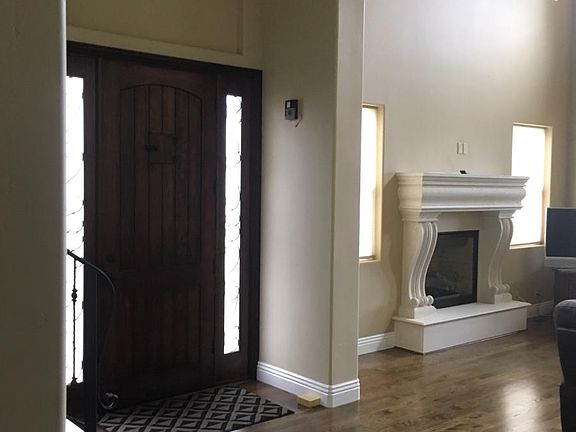 3rd image of 477 Farallon Ave