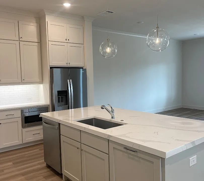 4630 March Ave