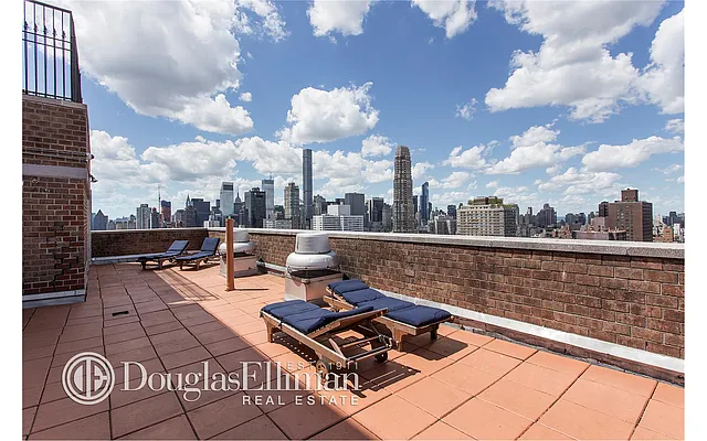 Sold by Douglas Elliman | media 10