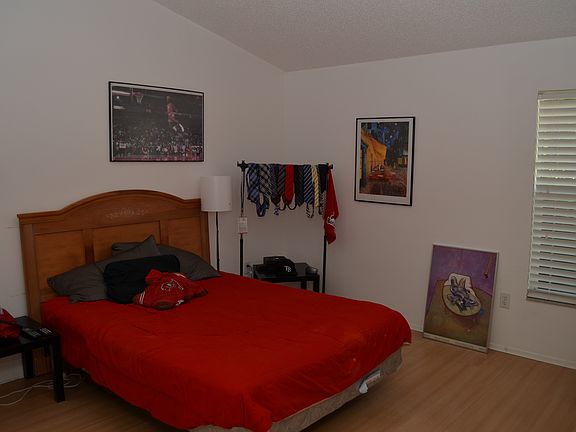 5th image of 2365 Bentley Dr