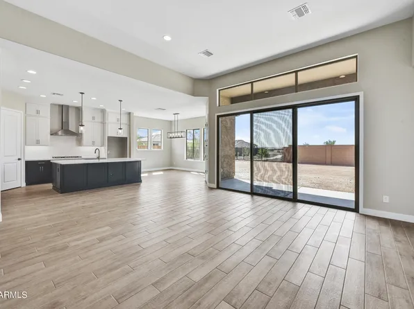 19003 W LAWRENCE Road, Waddell, AZ 85355