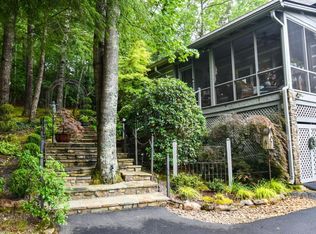 1204 Blue Ridge Dr, Sautee Nacoochee, GA 30571