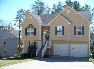 1057 Whispering Woods Dr, Canton, GA 30114