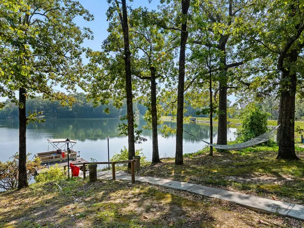 320 Huckleberry Dr, Middleton, TN 38052