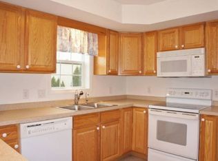61 Plattsville Ave APT B-2, Norwalk, CT 06851