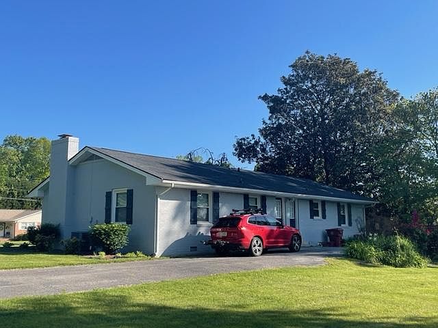 1st image of 1300 E 11th Ave
