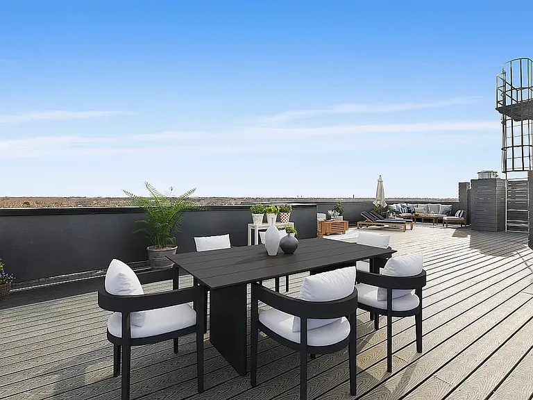 2218 Ocean Ave #8E — Photo 10