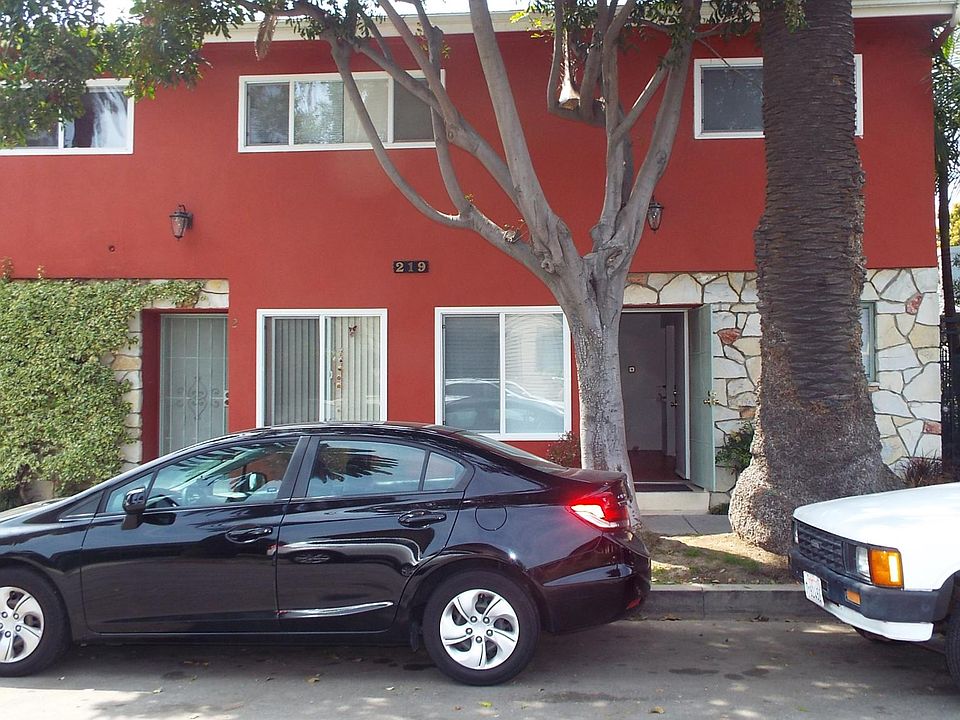 1st image of 219 Newport Ave APT 2