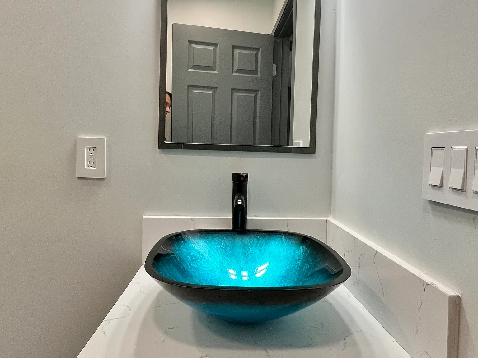 1 bed, 350 sqft, $2,200 — Photo 2
