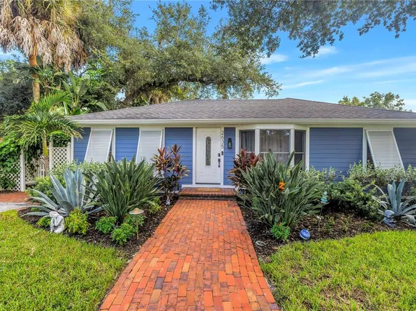 2635 HYDE PARK STREET, SARASOTA, FL 34239