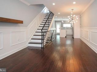 2122 Titan St, Philadelphia, PA 19146