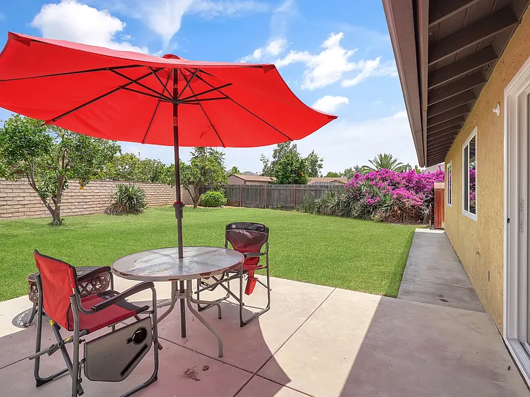 626 Manzanita Dr — Photo 21