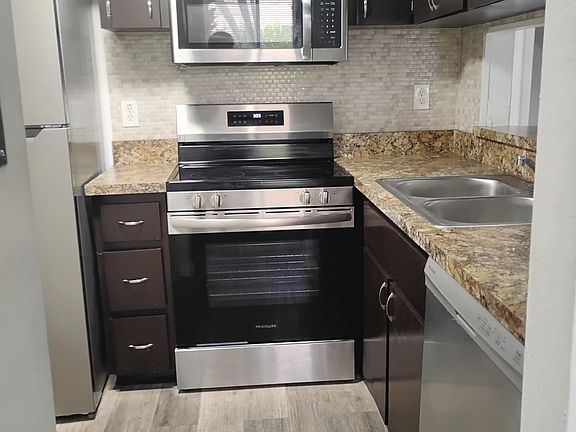 4th image of 3371 Alouette Cir APT 2