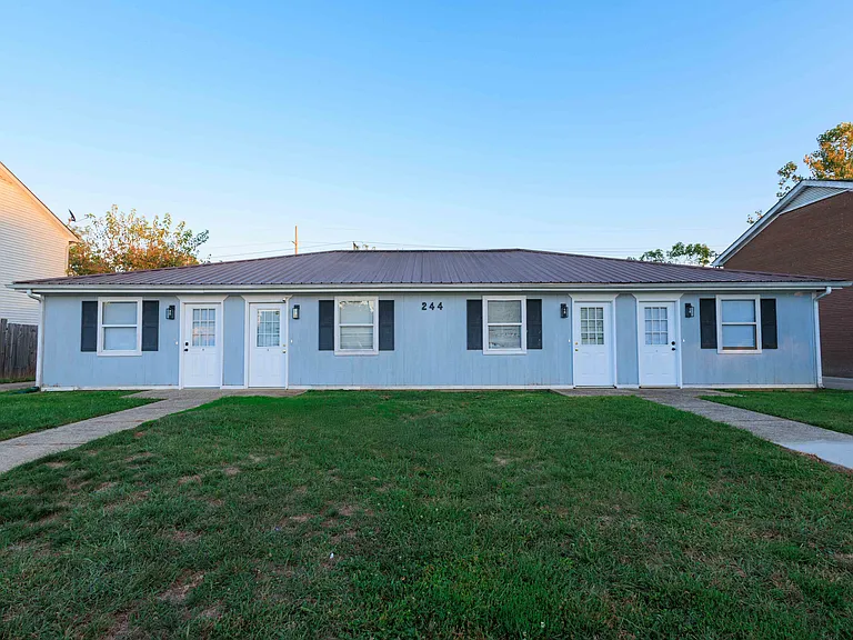 244 Landings Dr #1 — Photo 2