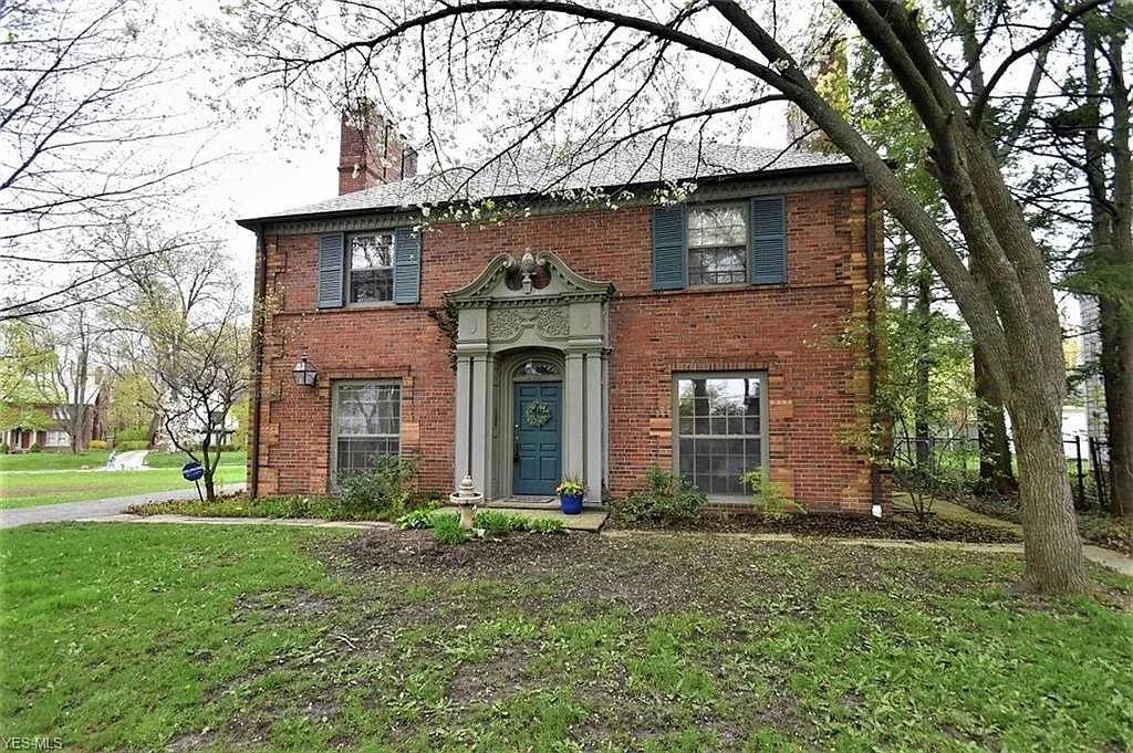 3269 Warrington Rd photo 1
