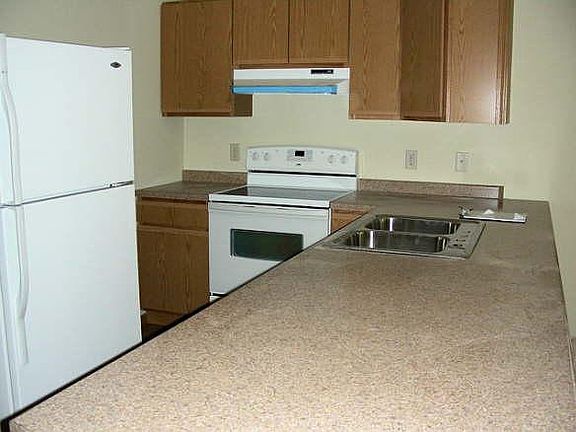 4th image of 55 W 6th St #2