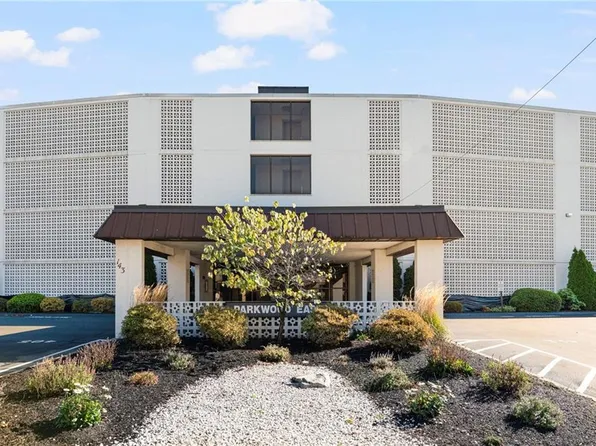 143 Hoffman Ave APT 109, Cranston, RI 02920