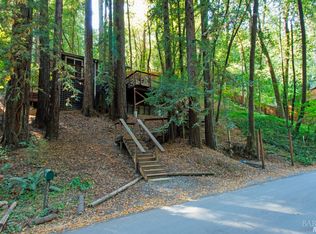 15250 Rio Nido Rd, Guerneville, CA 95446