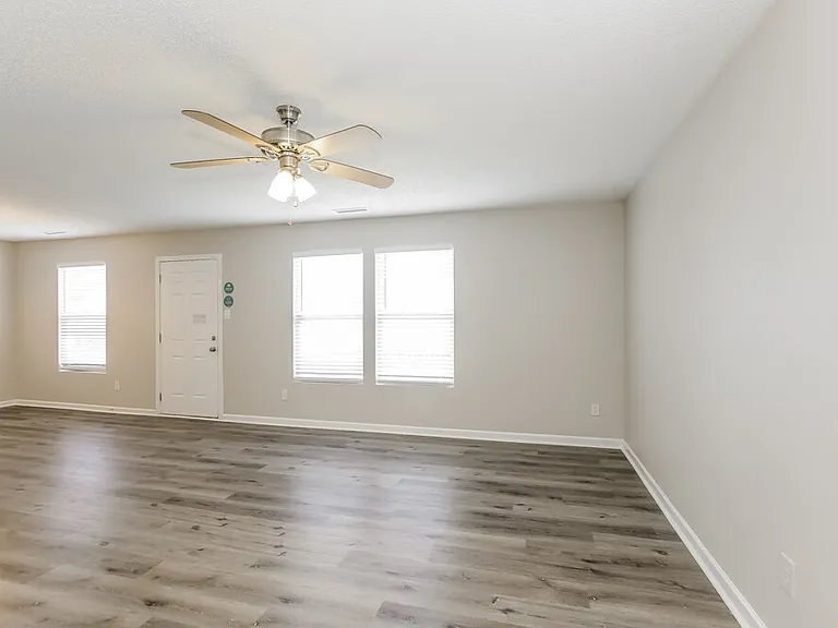 4488 Norfleet St — Photo 4