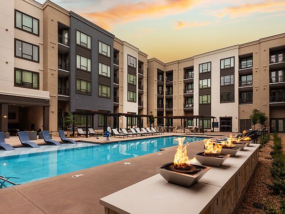 Urban Pool Retreat