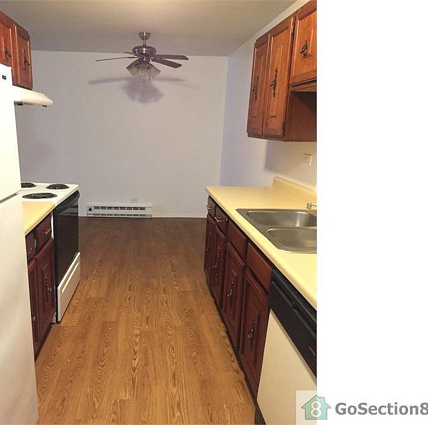 1st image of 1219 Kings Ct APT 34