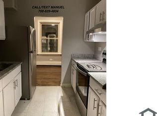 7130 S Jeffery Blvd #204, Chicago, IL 60649