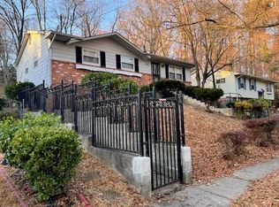 3703 Walnut Ln, Suitland, MD 20746