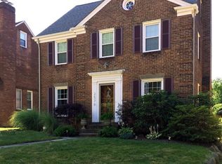 2576 Traymore Rd, University Hts, OH 44118