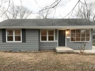 2625 N Renwood Ave, Peoria, IL 61604