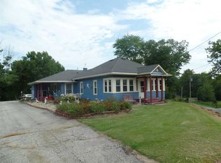 292 N Cold Springs Rd, Bloomfield, IN 47424