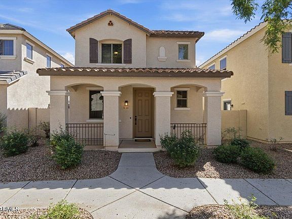 2nd image of 104 E PALOMINO Drive