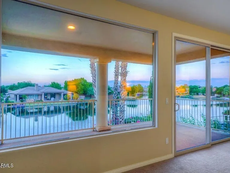1690 W Bartlett Way — Photo 14