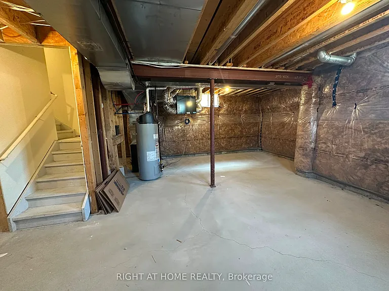 2 Bruce Cameron Dr — Photo 37