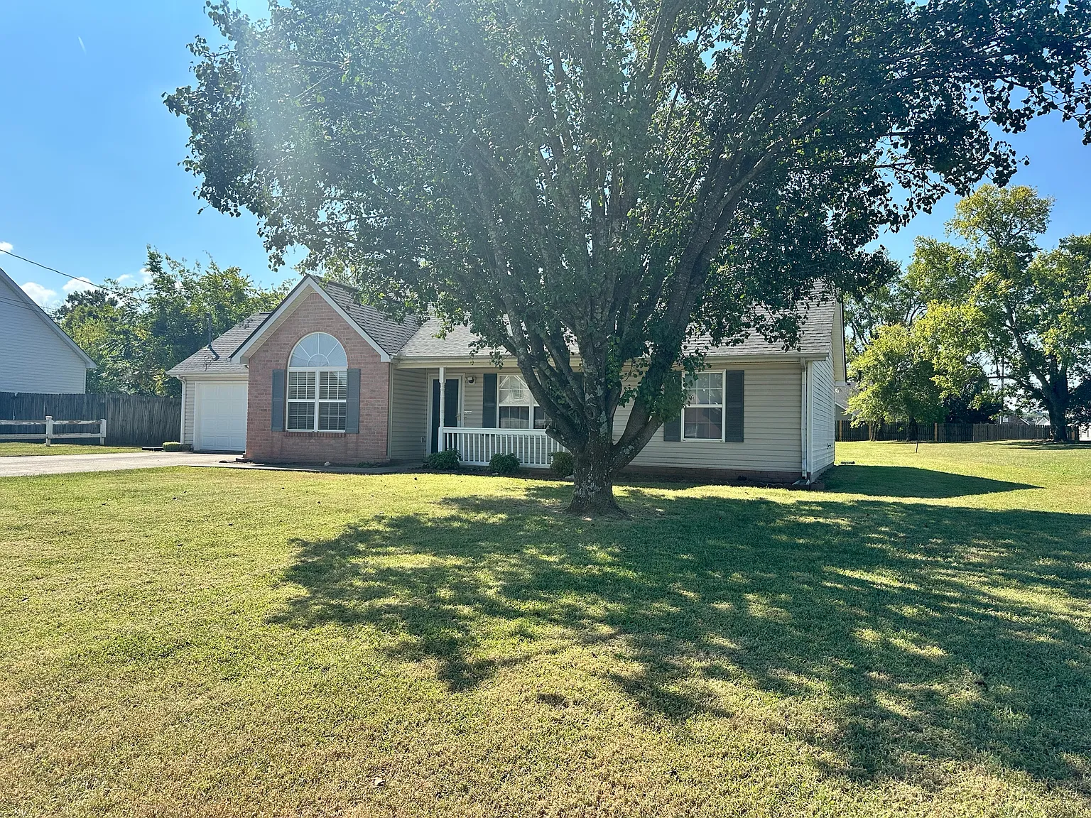 2220 Rosecran Circle - 1 — Photo 1