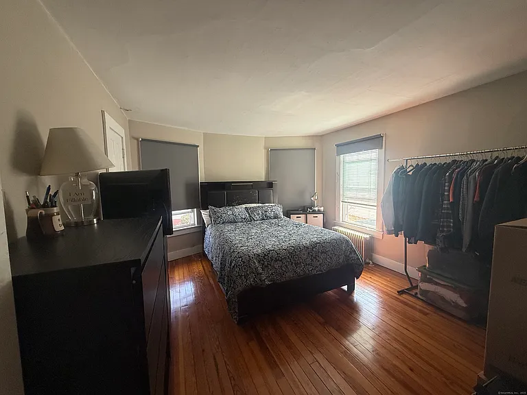 63 Ridge St — Photo 12