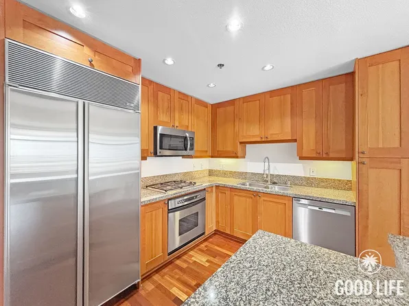 700 W Harbor Dr, San Diego, CA