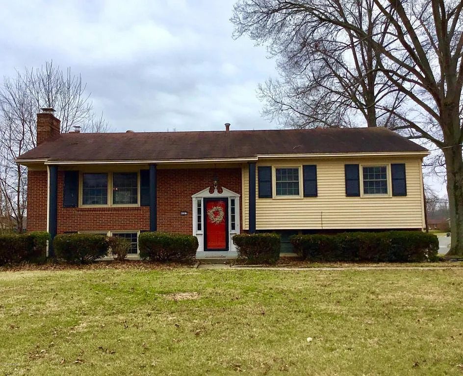 4007 Valley Station Rd photo 1