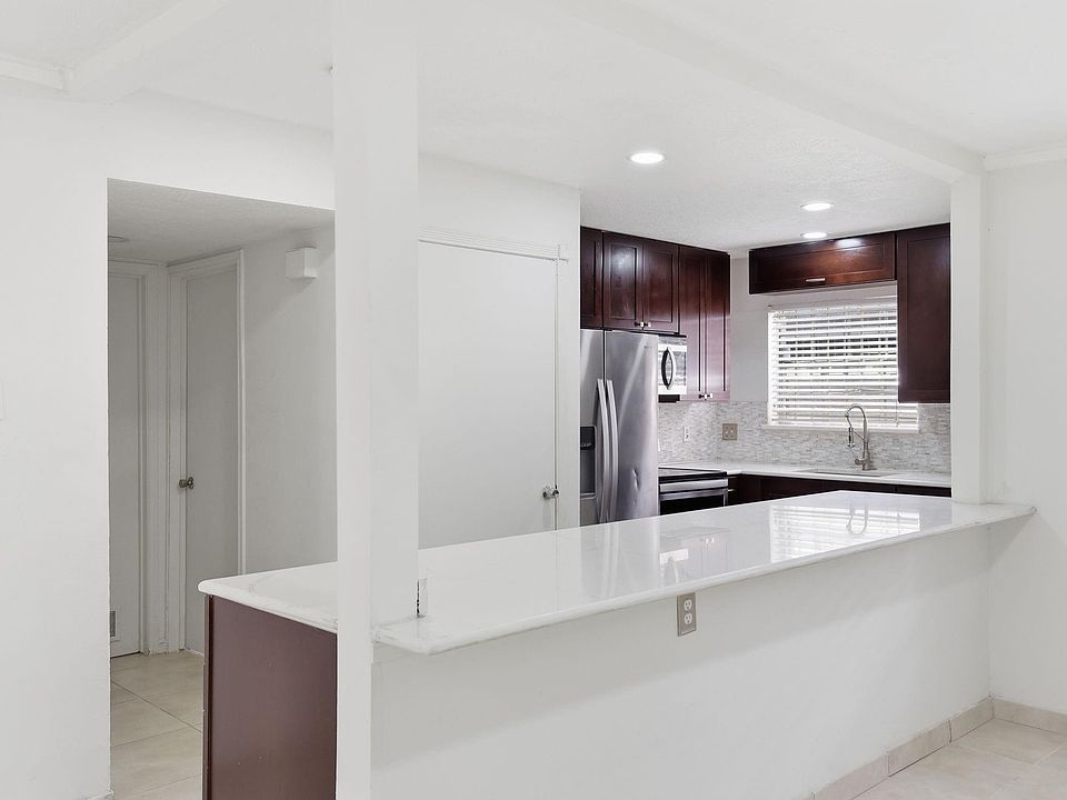 1st image of 7900 Westheimer Rd APT 147