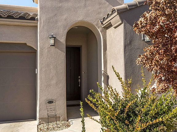 4th image of 6107 Andromeda Loop