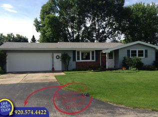 3521 W Sunnyview Rd, Appleton, WI 54914