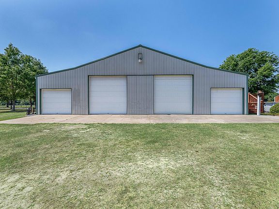2nd image of 132 Avalon Ct