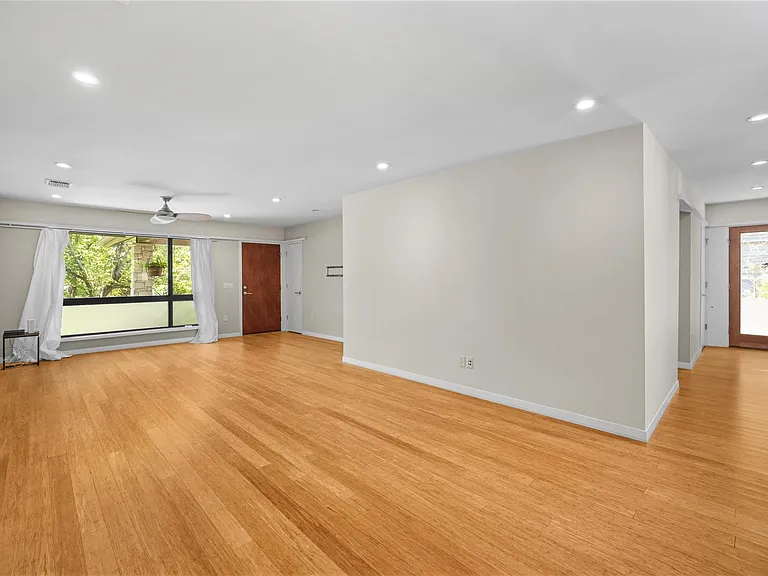 805 Cumberland Rd #A — Photo 4
