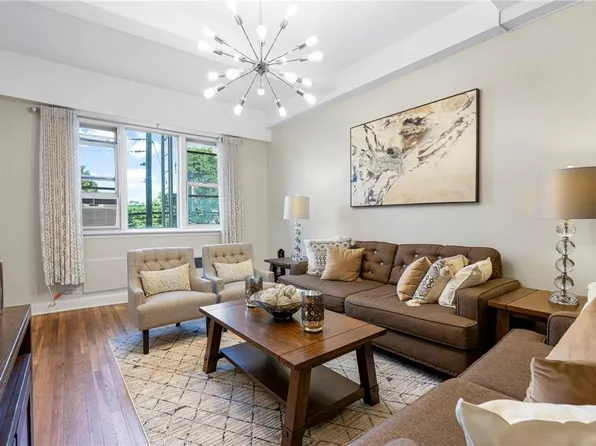 300 N Broadway #1F, Yonkers, NY 10701