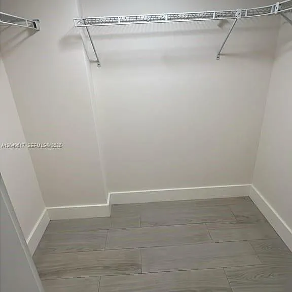 900 NE 12th Ave #703 — Photo 22