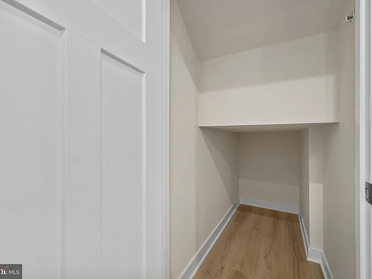 1733 Dunnington Pl — Photo 11