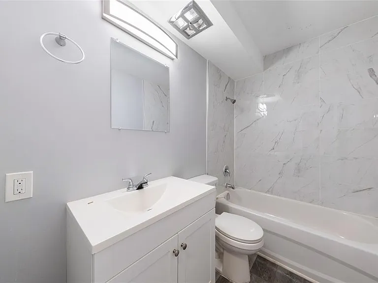 950 Eastlawn Ave #10-22-29 — Photo 12