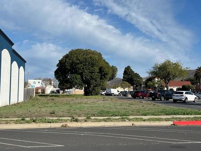 126 S J St, Lompoc, CA, 93436
