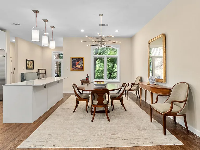 3718 Bridle Path — Photo 11