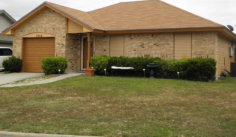 1st image of 2416 Westlake Cir N